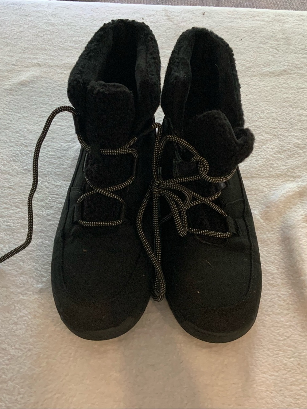Black Faux Fur Lined Winter Boots JBU new no box size 10. Sku3112